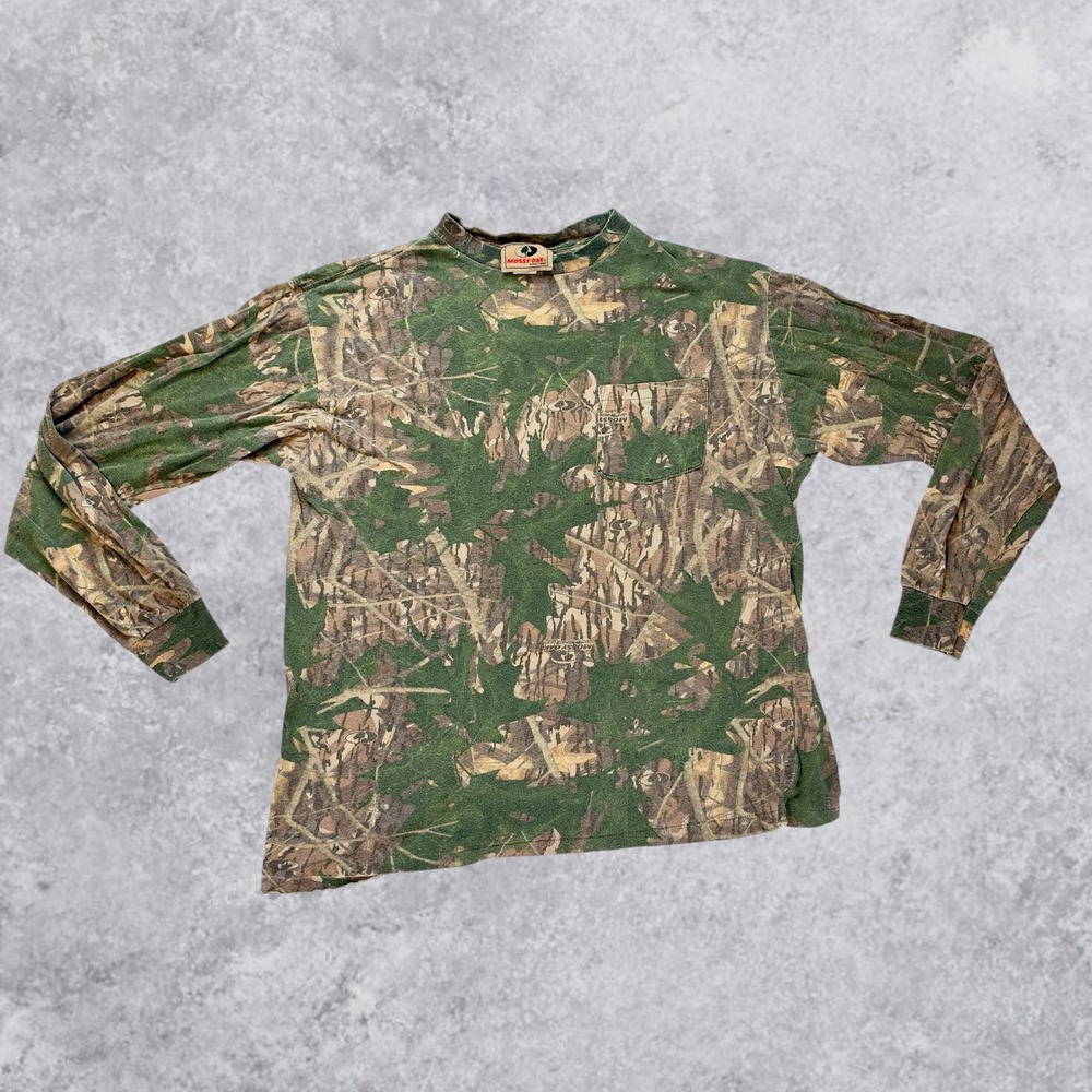 Vintage Mossy Oak Shadow Leaf Camo Long Sleeve Pocket T-Shirt Made in USA Large